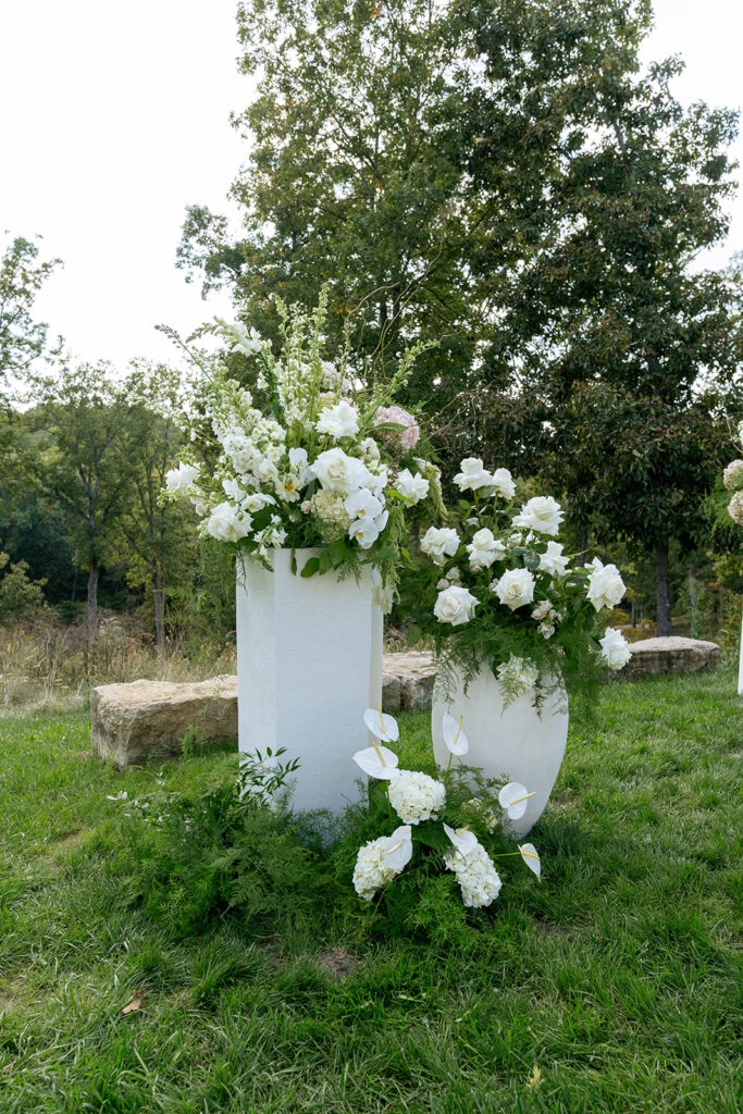 beautiful ceremony decor with white roses