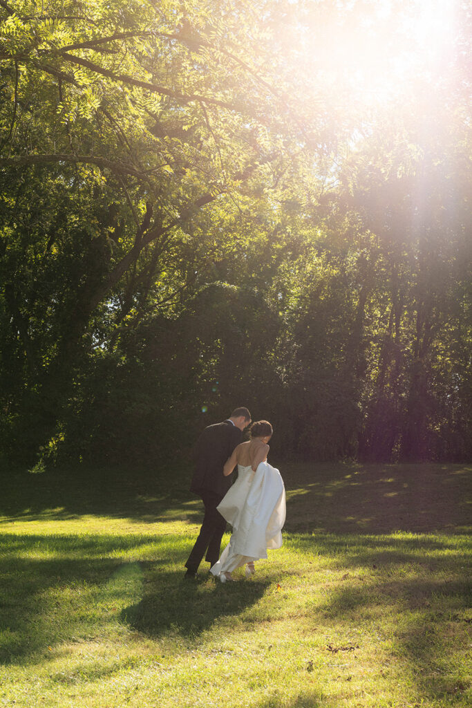 golden hour bridal portraits 