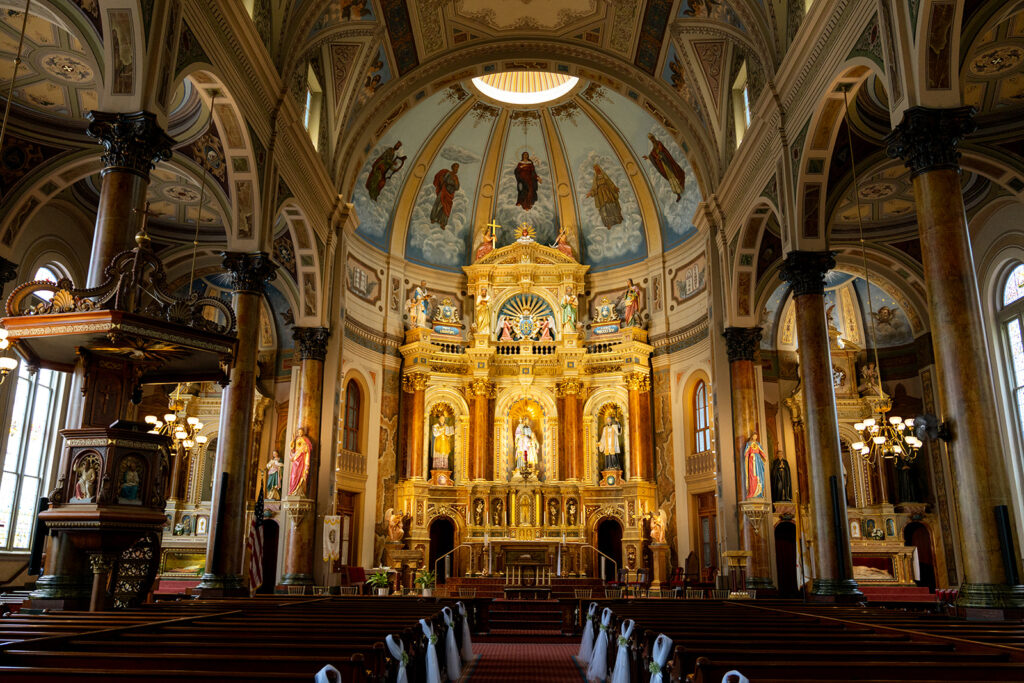 stunning catholic st. louis wedding ceremony location