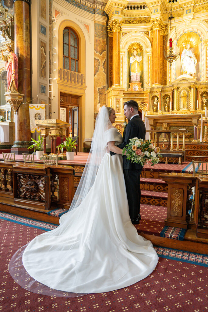 Julia & Sam’s Editorial Catholic St. Louis Wedding at Marriott Grand St. Louis