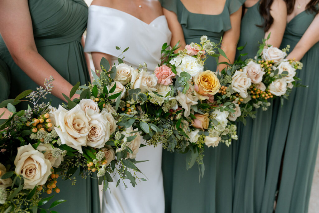 stunning wedding bouquets