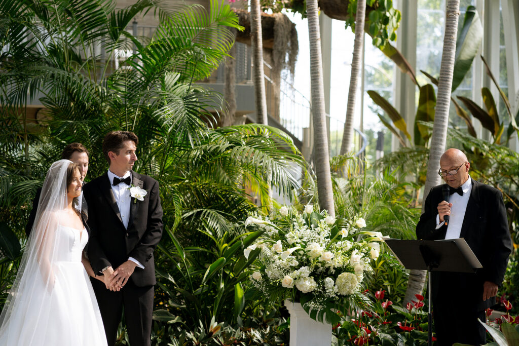classic wedding ceremony in st. louis