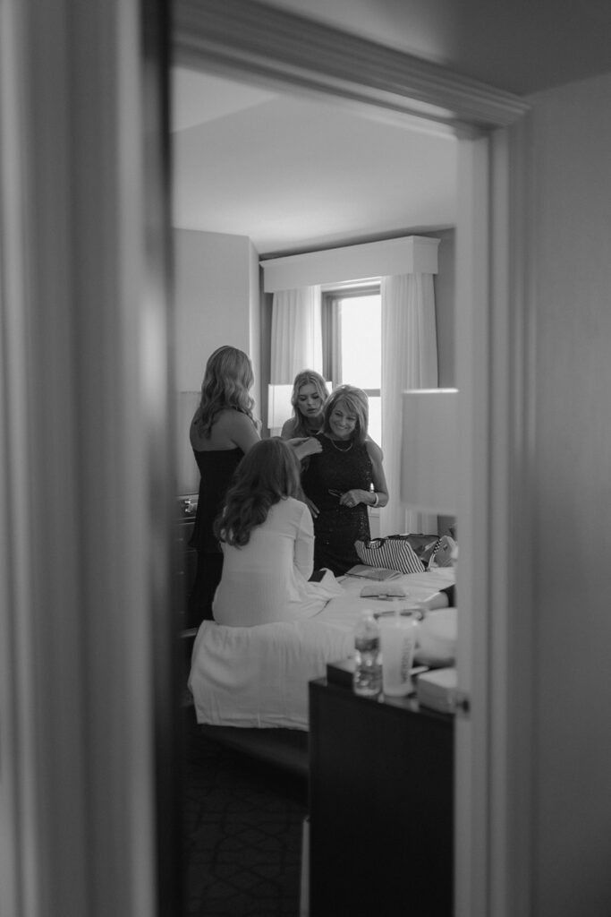 Meridith & Tim’s Classic and Chic Summer Wedding in St. Louis