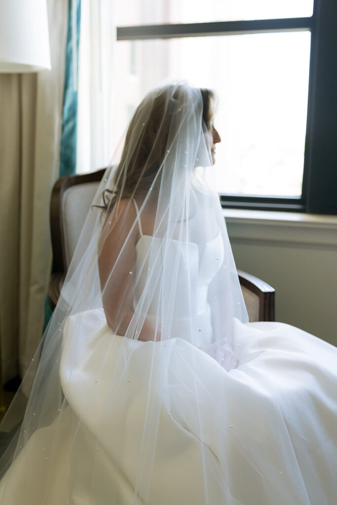 Meridith & Tim’s Classic and Chic Summer Wedding in St. Louis