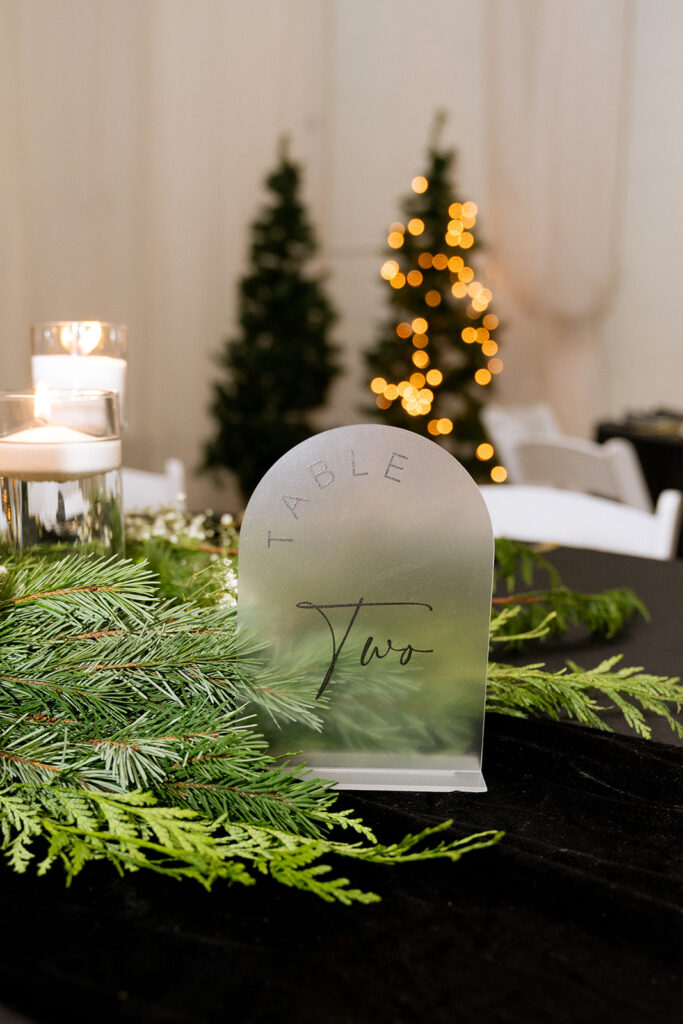 stunning table centerpieces at the recepetion party