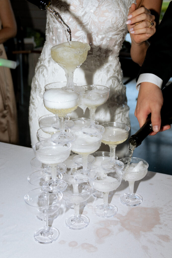 Knotting Hills Wedding Inspiration: A Dreamy Missouri Venue for Any Couple