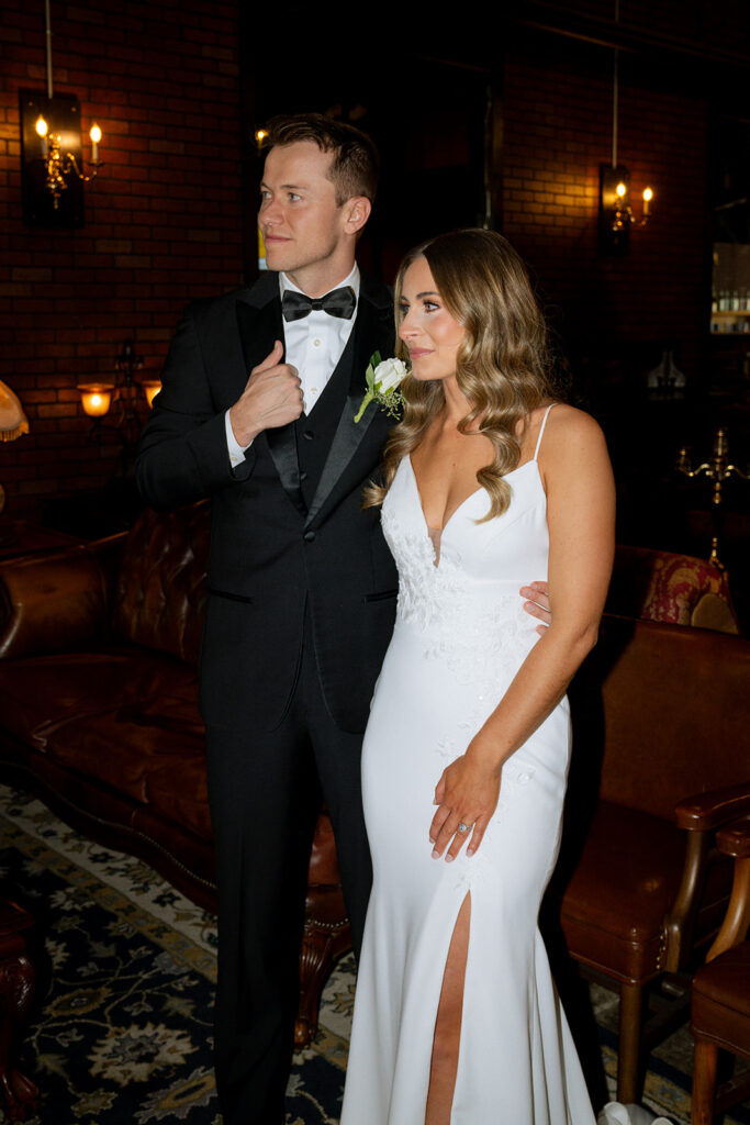 candid bridal portraits at the winter wedding 