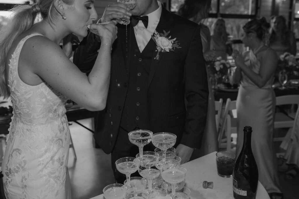 Knotting Hills Wedding Inspiration: A Dreamy Missouri Venue for Any Couple