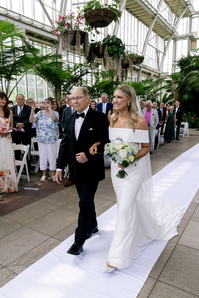 This St. Louis Art Museum Wedding Was the Perfect Blend of Classic and Cool