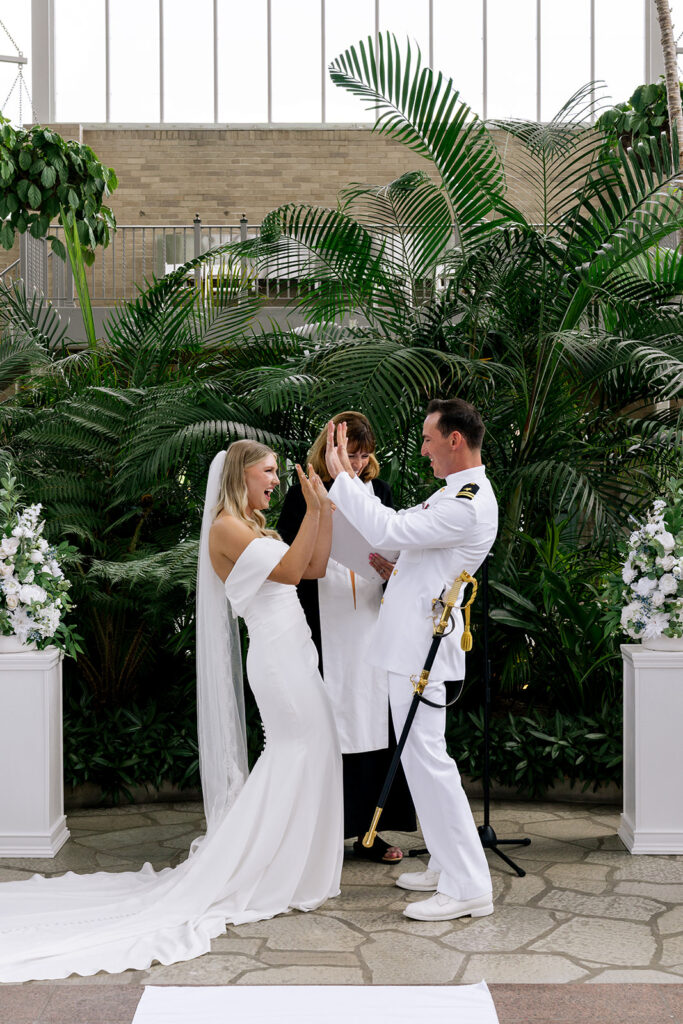 This St. Louis Art Museum Wedding Was the Perfect Blend of Classic and Cool