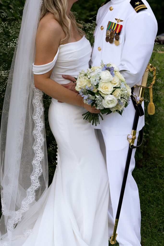 stunning portraits of the newlyweds