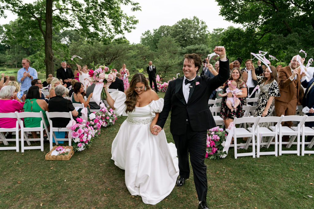 Planning a Dreamy Missouri Botanical Garden Wedding? Here’s What You Need to Know