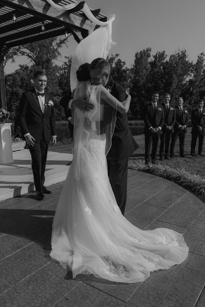 A Classic Summer Piazza Messina Wedding with Timeless Details
