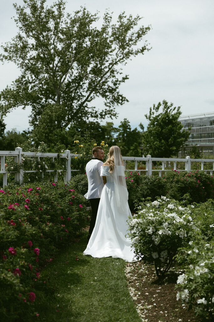 Amanda & Mitchell’s Effortlessly Cool Wedding at the Wild Carrot