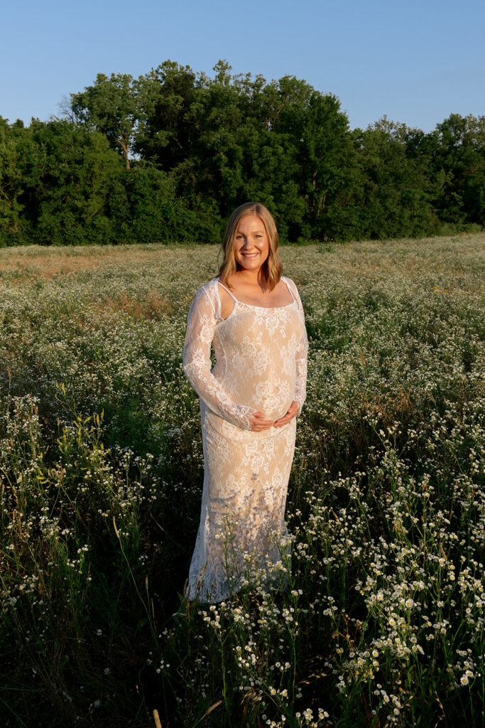 golden hour maternity photos