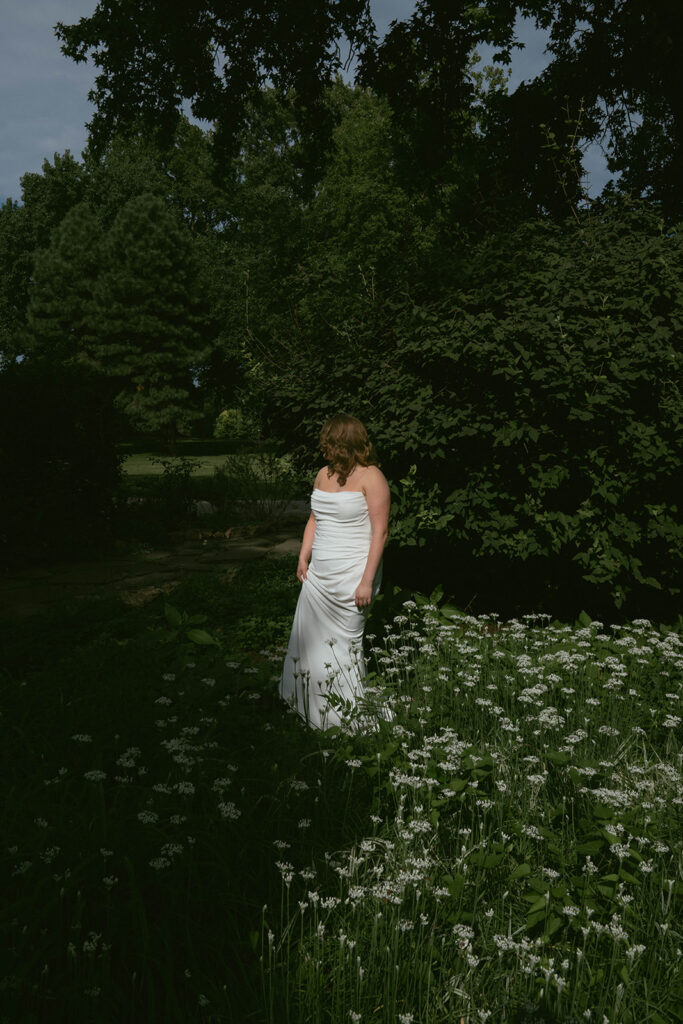 golden hour bridal portraits
