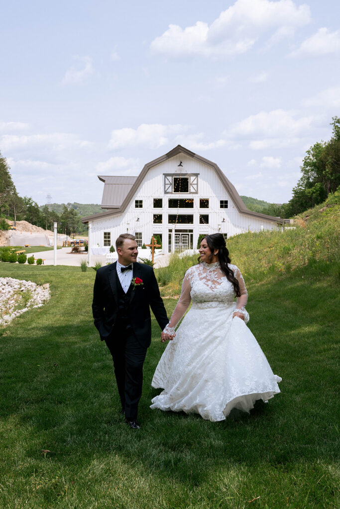 Your Complete Guide to a Dreamy Pine Hallow Farms Wedding in St. Louis
