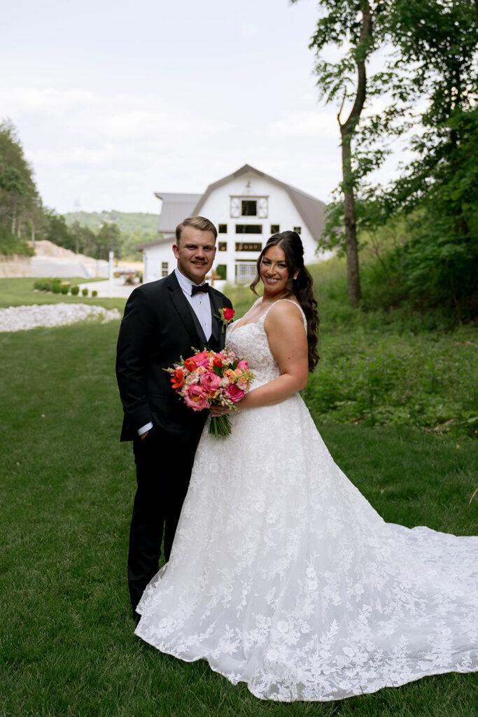 Your Complete Guide to a Dreamy Pine Hallow Farms Wedding in St. Louis