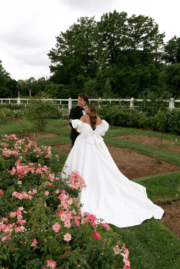 Elegant and timeless bridal portraits