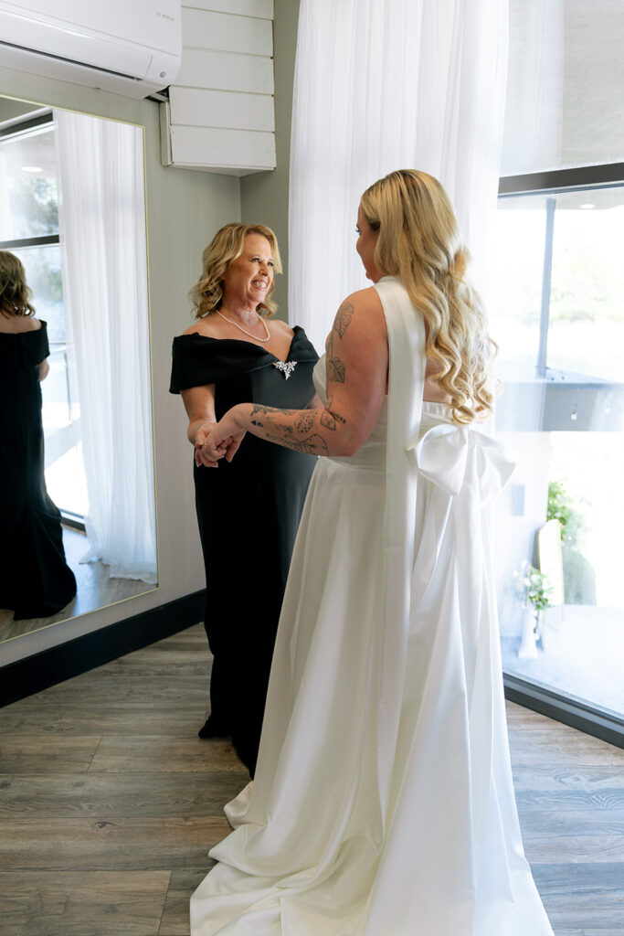 cute picture of the bride and her mom