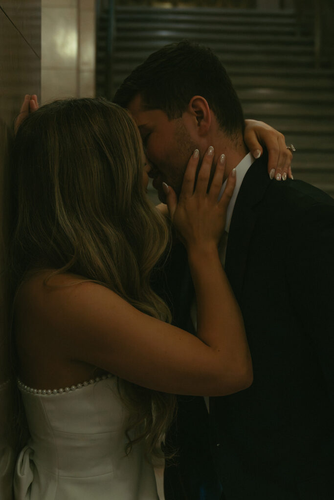 timeless and elegant engagement session