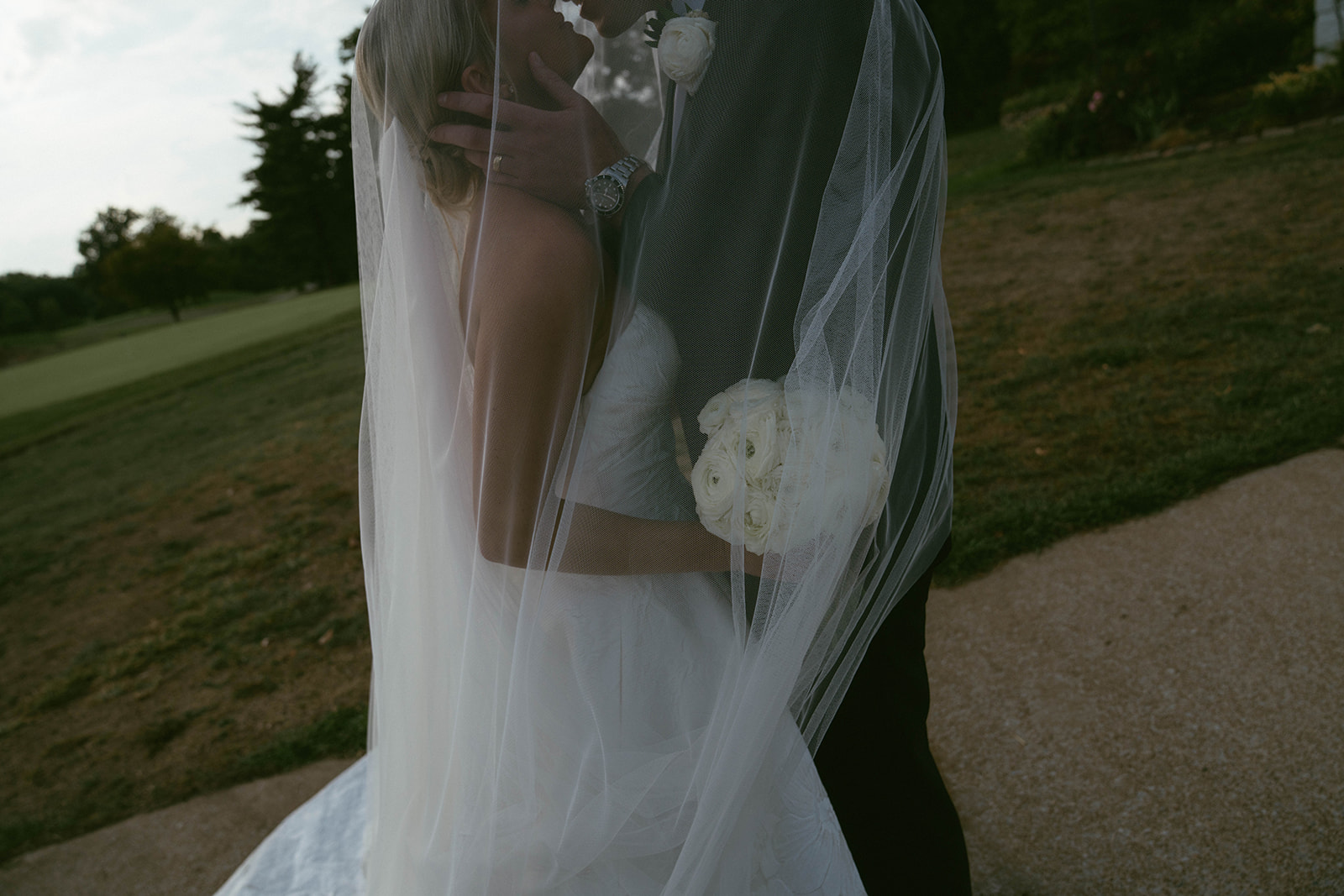 Elegant St. Louis Wedding at Our Lady of the Pillar & Norwood Country Club