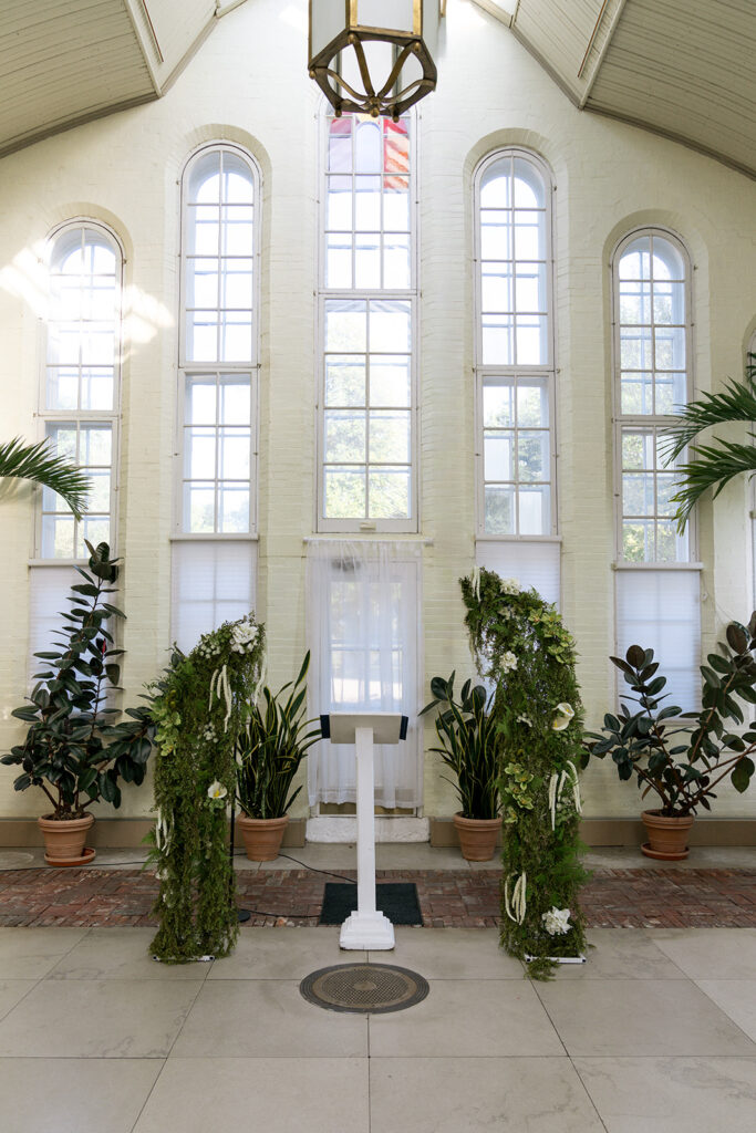 A Complete Guide to a Piper Palm House Wedding in St. Louis