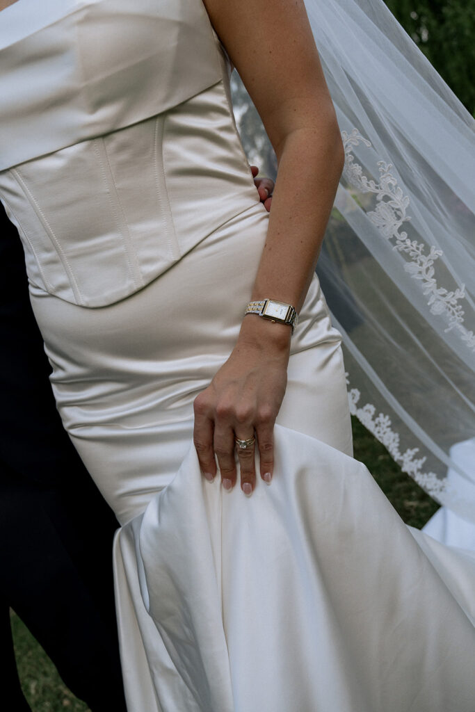 stunning closeup shot of the wedding ring