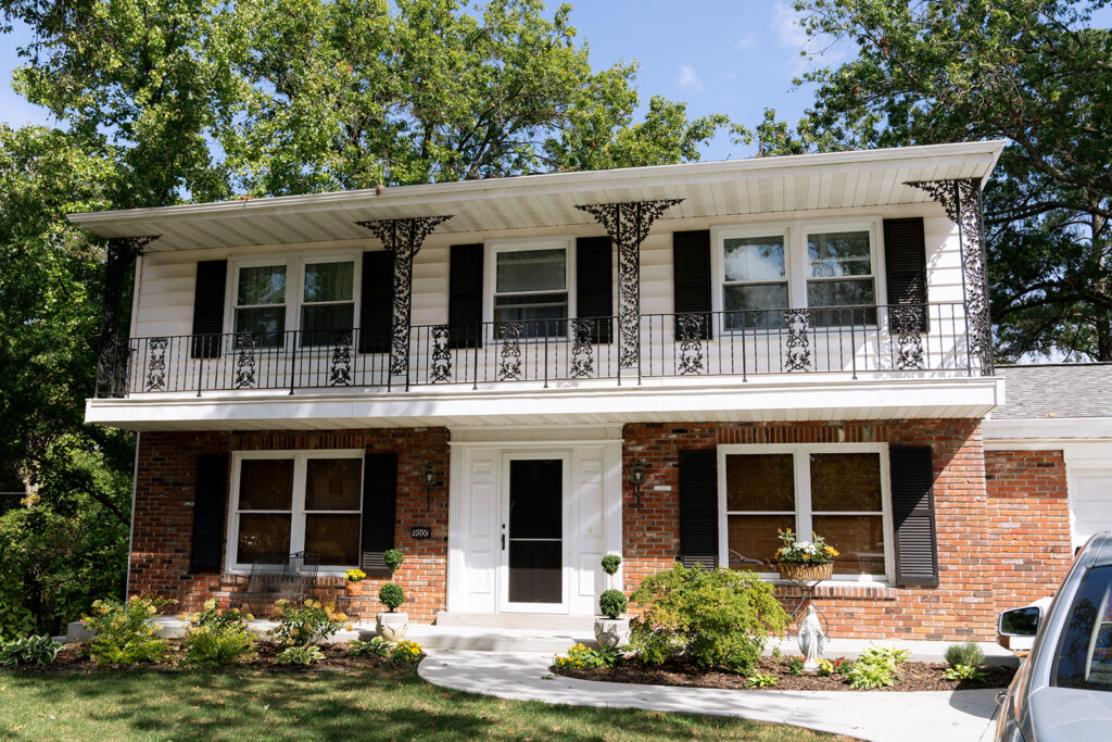 A Film-Inspired St. Louis Wedding with Old-World Romance and Cinematic Vibes