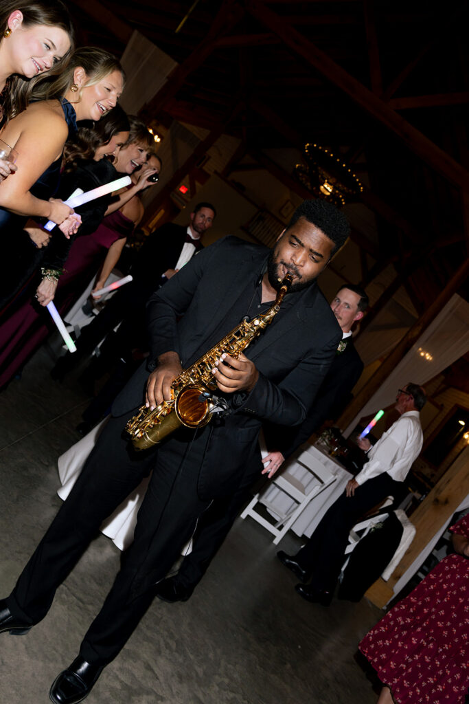 fun live music at the reception party