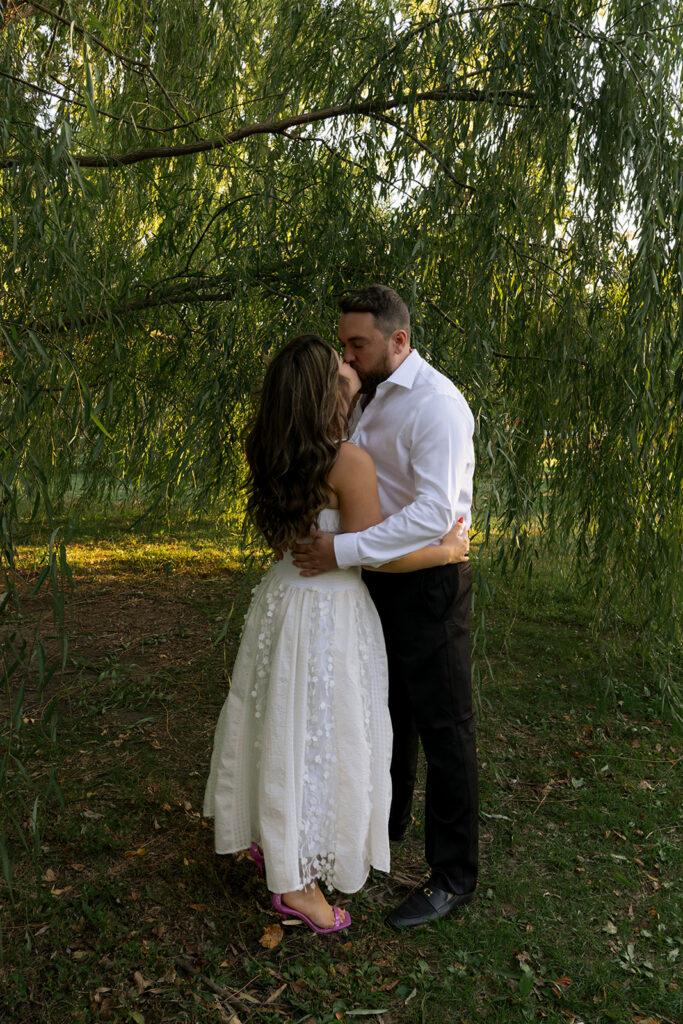 Where to Take Engagement Photos in St. Louis: 4 Iconic Locations for Couples