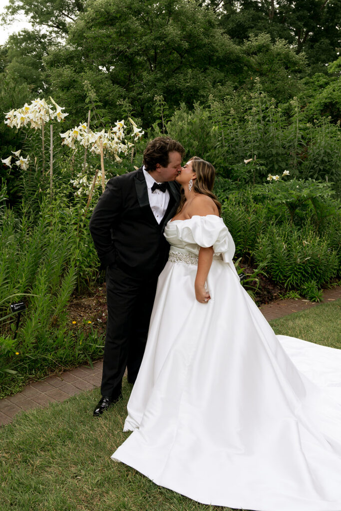 The Perfect Missouri Botanical Garden Wedding Timeline for a Stress-Free Day