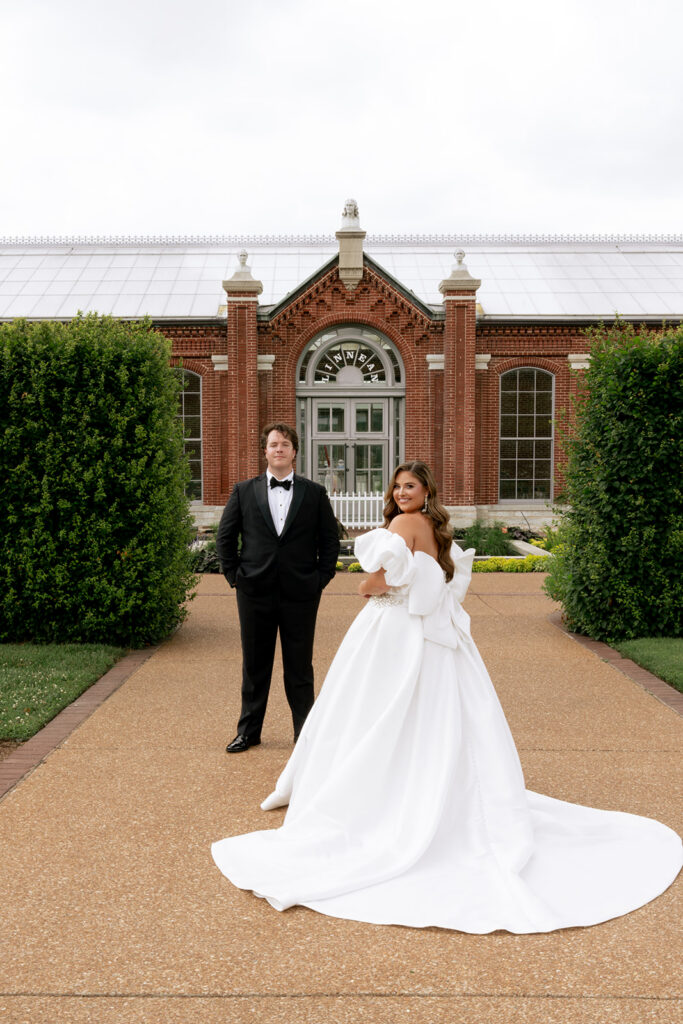 The Perfect Missouri Botanical Garden Wedding Timeline for a Stress-Free Day