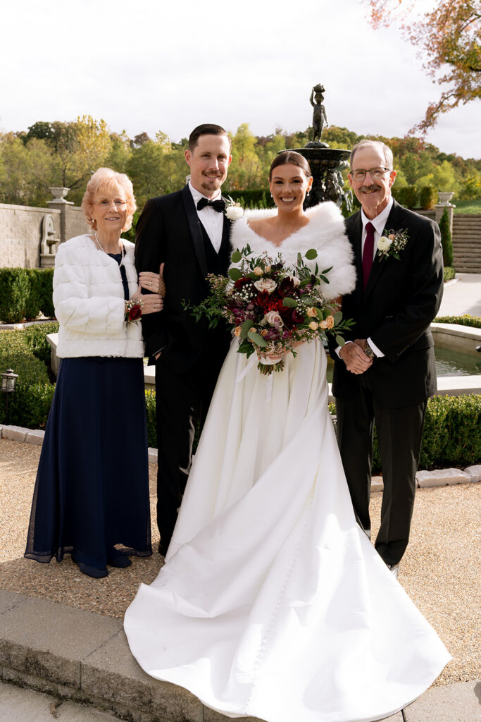 family formals before the ceremony