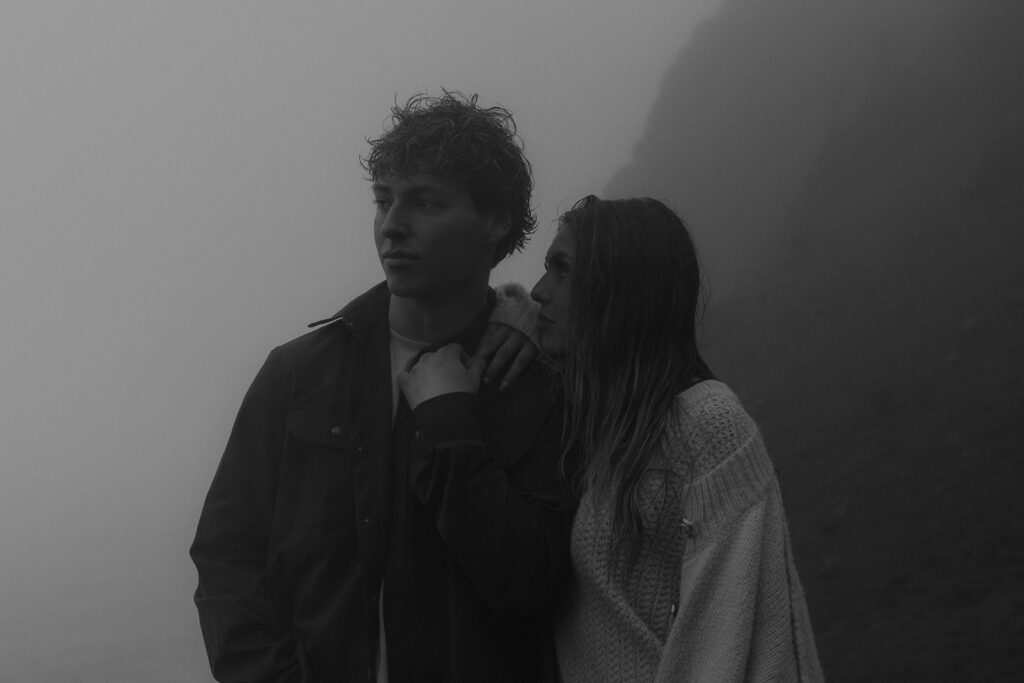 Best Moody Oregon Photo Locations for Engagements & Elopements (Coast + Cliffs)