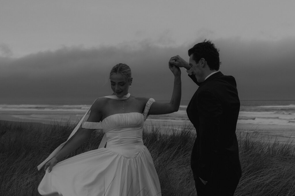 Oregon Coast Airbnb Elopement at Our Plaace: Timeline, Tips & What to Expect