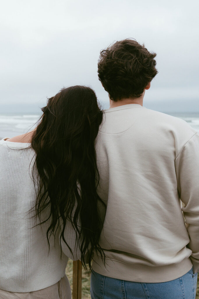 Oregon Coast Airbnb Elopement at Our Plaace: Timeline, Tips & What to Expect