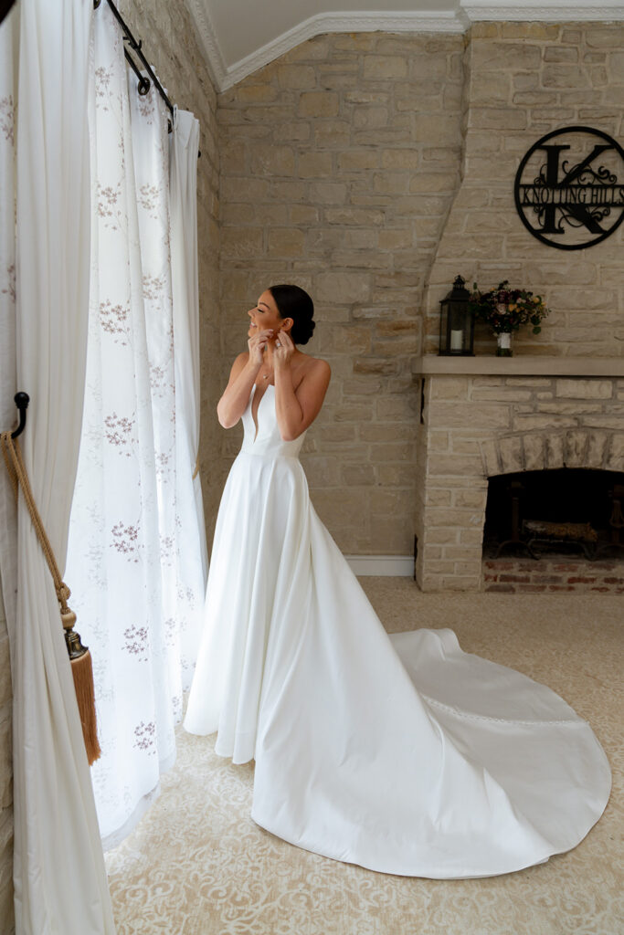 bride before heading to the ceremony