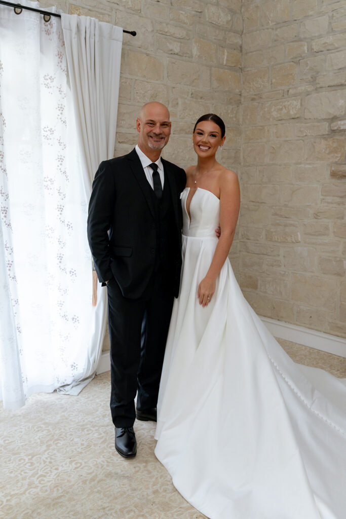 cute picture of the bride and her dad