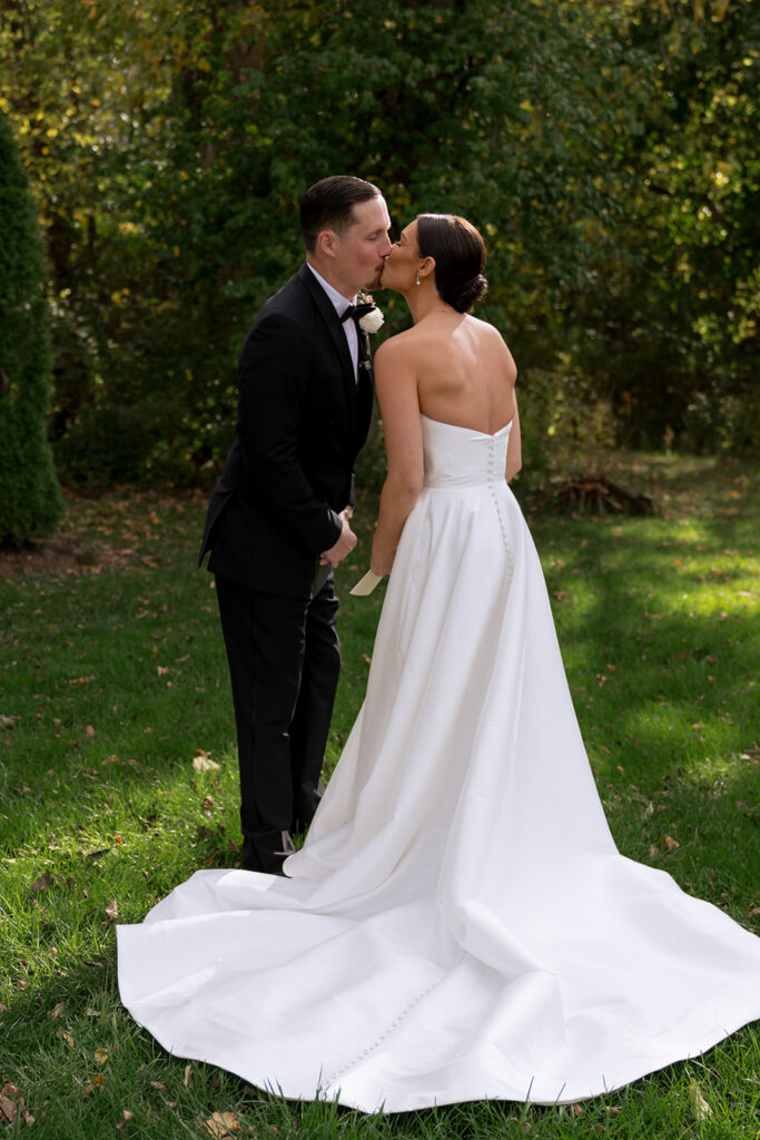 While the bride is finishing up, the second photographer heads over to the groom’s quarters to capture those candid getting ready moments. By 2:00, the guys are fully dressed and ready, which is perfect timing to keep everything aligned for the rest of the day. This part of the timeline is simple, but it’s important, having both sides ready early keeps you from feeling behind later and gives you more flexibility if anything runs a few minutes over