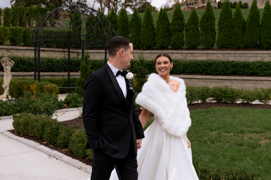 A Real Knotting Hills Wedding Timeline (From Start to Finish)