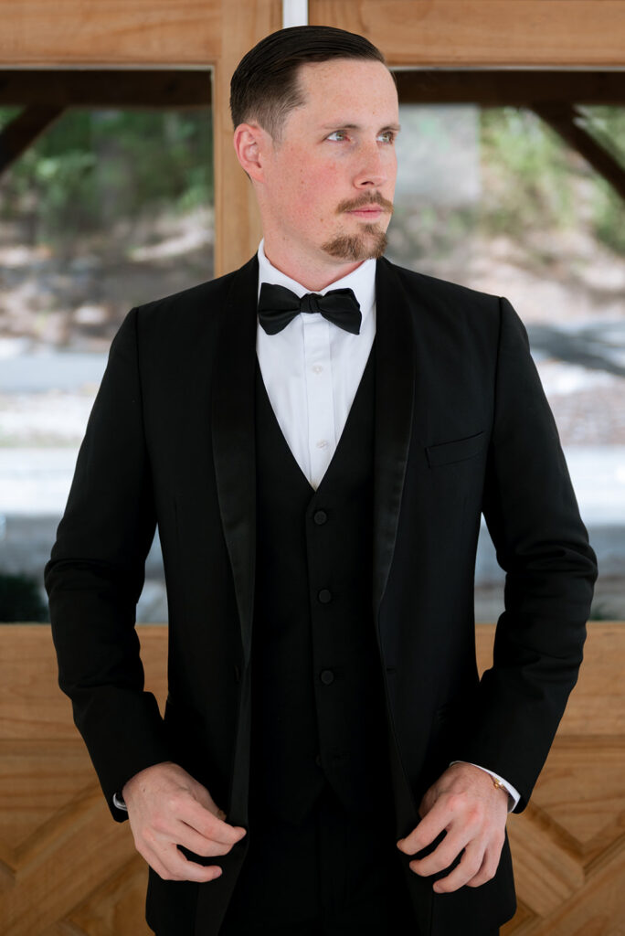 A Real Knotting Hills Wedding Timeline (From Start to Finish)