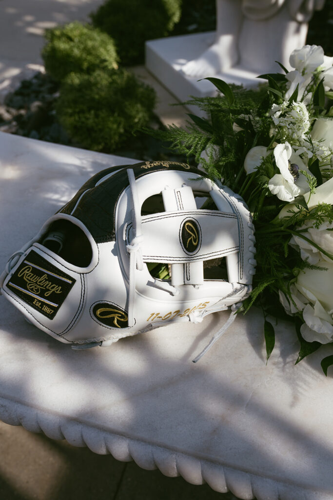 Romantic Knotting Hills Wedding with Timeless Black & White Details