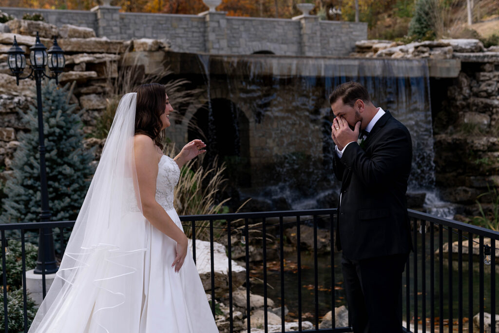 Romantic Knotting Hills Wedding with Timeless Black & White Details