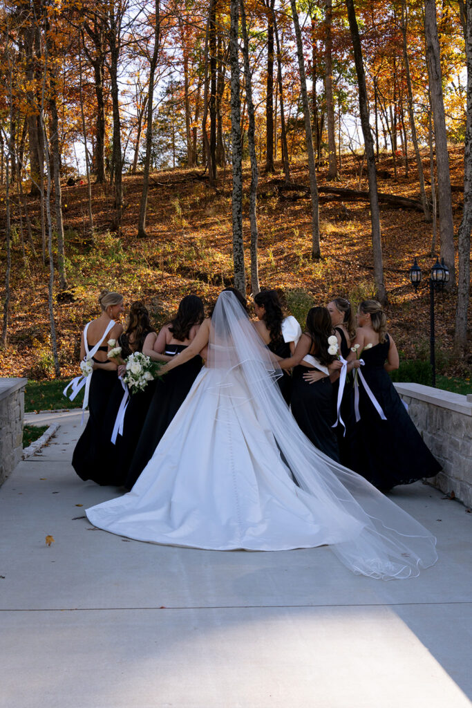 Romantic Knotting Hills Wedding with Timeless Black & White Details