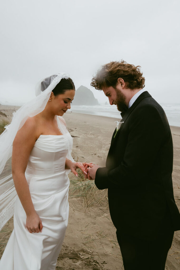 cute picture of the bride and groom at their dream oregon elopement