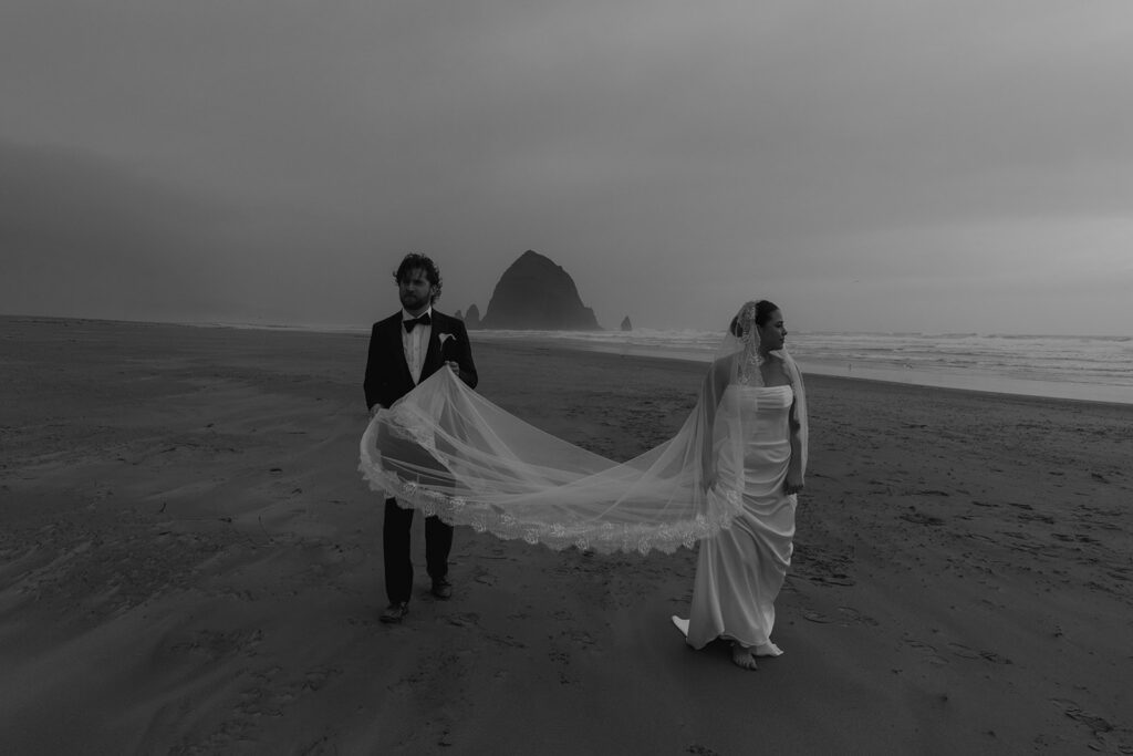 Editorial Cannon Beach Oregon Elopement With Stormy Coastal Vibes
