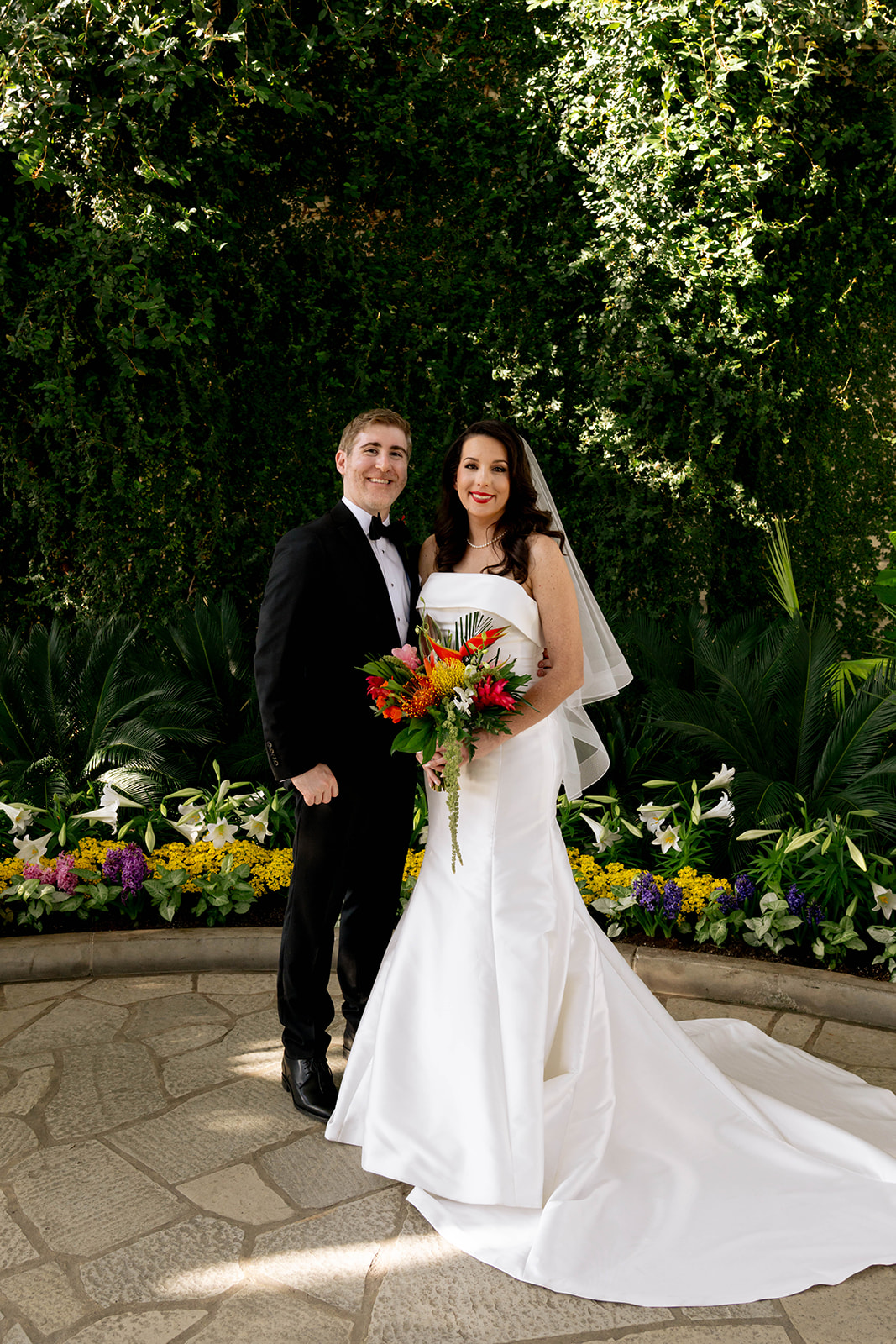 A Joy-Filled Jewel Box Wedding and St. Louis Zoo Reception