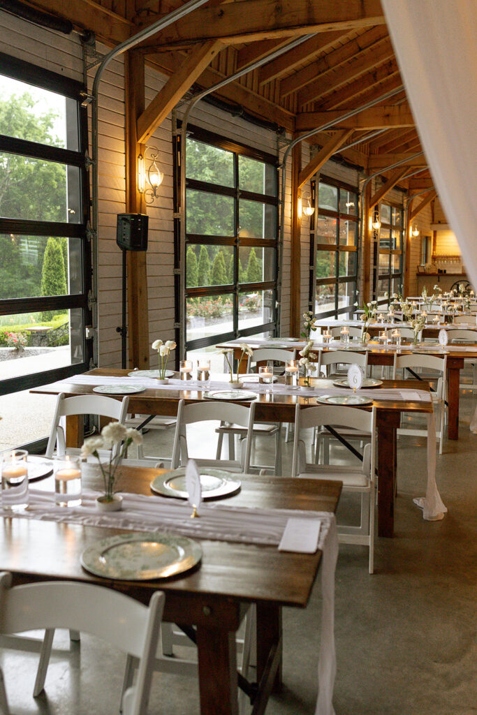 elegant and timeless wedding reception