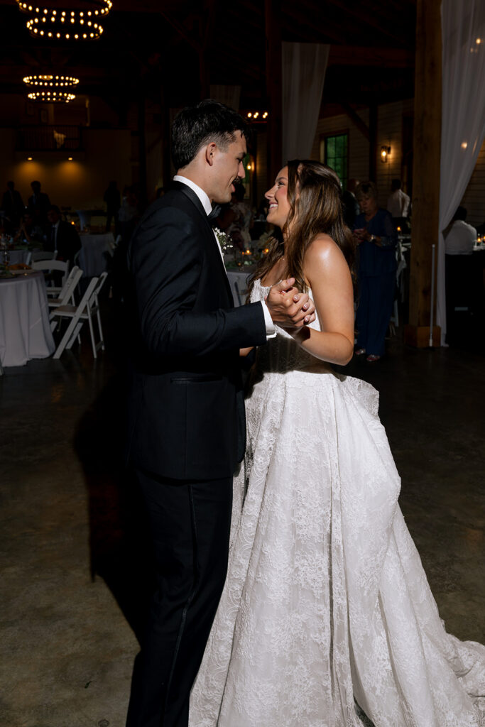 cute picture of the newlyweds at their first dance